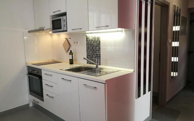 Apartment Ton - 200m from the sea