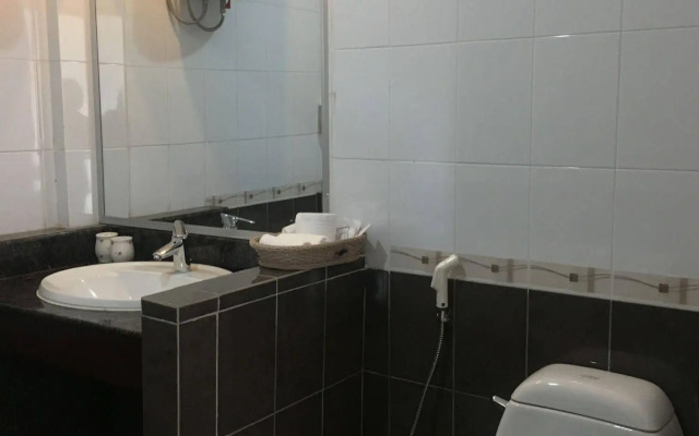 AV Hotel