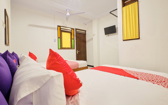 OYO 2519 Mayang Garini