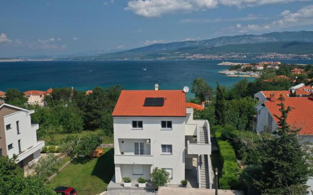 Spacious home with private terrace,200 m distant from the sea