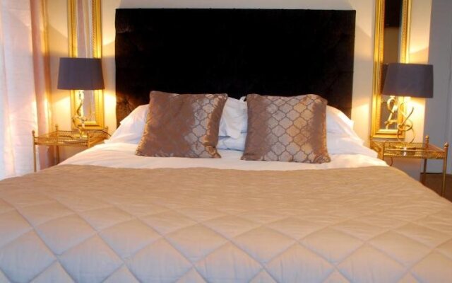 The Metropole