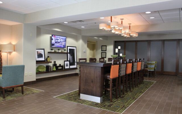 Hampton Inn Huntington University Area