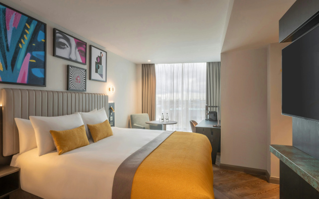 Maldron Hotel Shoreditch London - Image 3