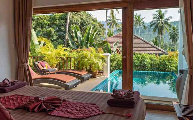 Tropical Season Villa Resort