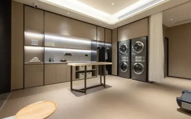 JI Hotel (Chongqing Caijia Metro Station)