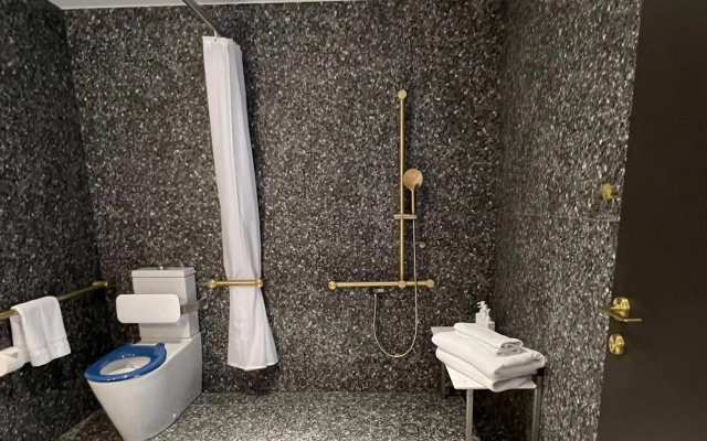 The Motley Hotel Richmond, Tapestry Collection by Hilton