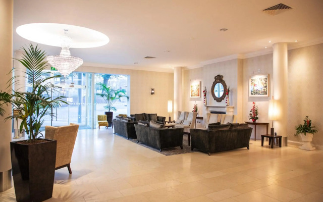Grand Hotel