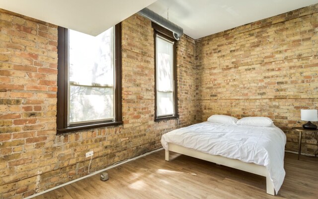 858 Orleans