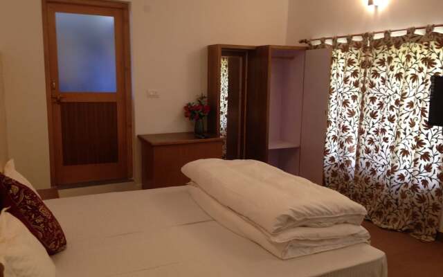 Radhu's Boutique Inn