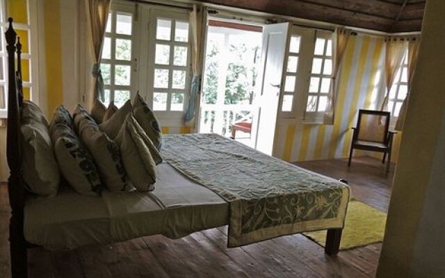 Colonel's Retreat Kashmir