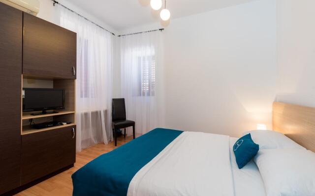 Marina Hotel - Restaurant