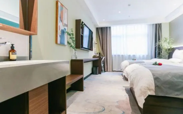 Xinxuan Hotel (Zhengzhou Zhongzhou Avenue Qilihe Subway Station)