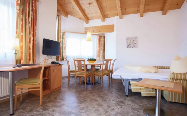Spacious Holiday Flat With Sauna in Stumm