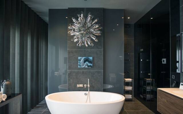 Monbijou Penthouse by Suite.030