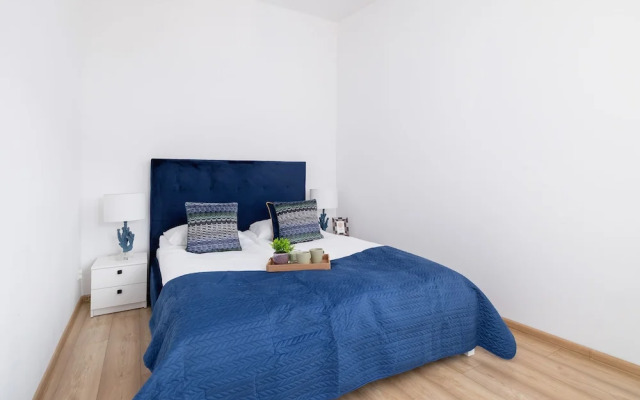 Dietla Apartment With A/C by Renters