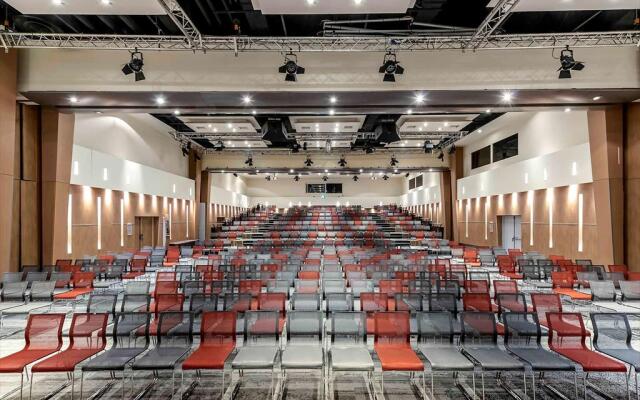 Отель Novotel Paris Centre Tour Eiffel 