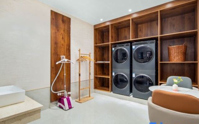 Vienna Hotel Kunming Yunda West Road Xiaodong Village Metro Station