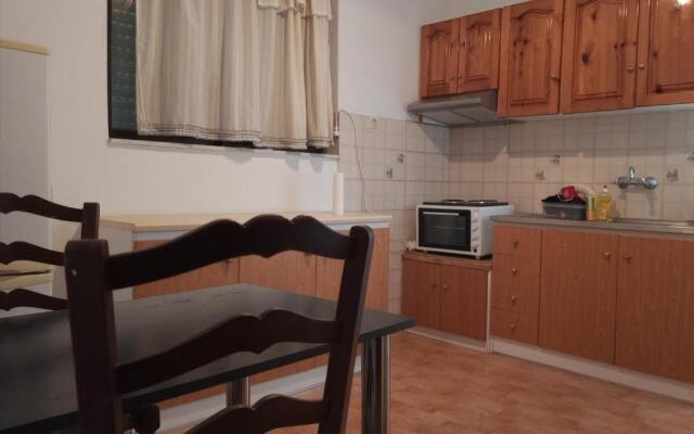 Central apartment at Kounoupidiana