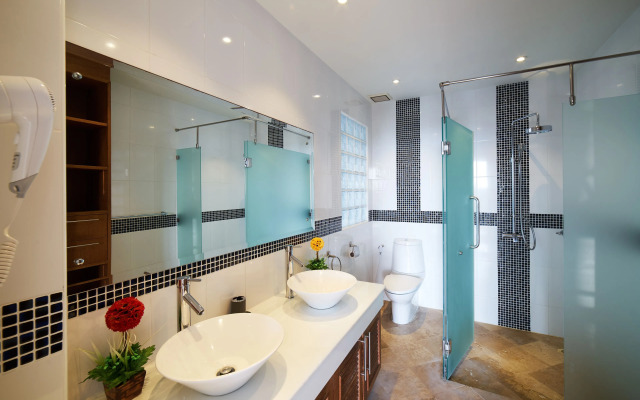 Surin Sabai Condo 2