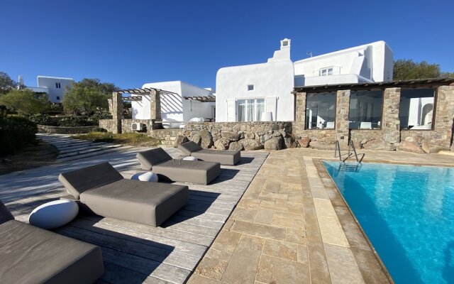 Villa Alessandra - Near Ornos Beach