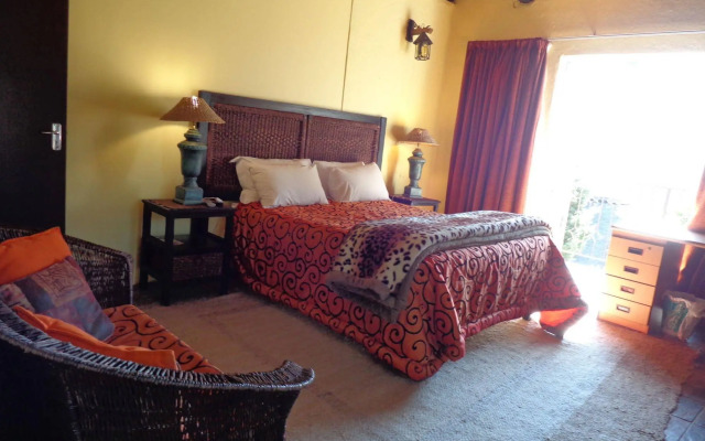TreeTops & Treats Guest House