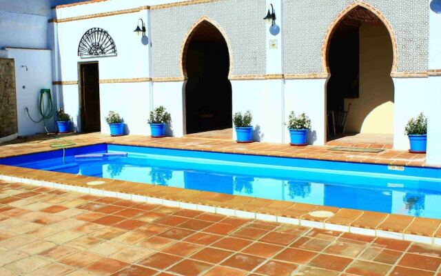 Holiday home in a pretty enclave (La Joya).