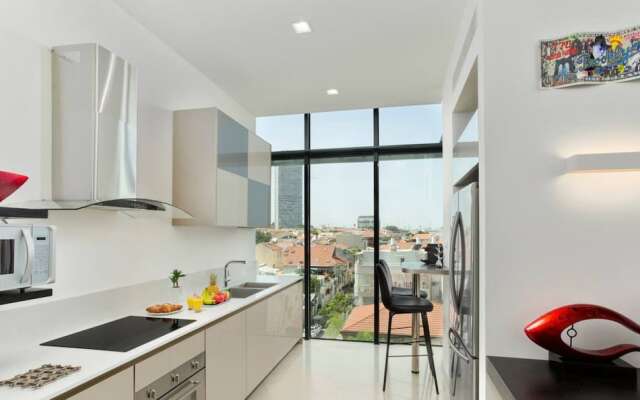 Deluxe Loft 2Br White City By Holyguest