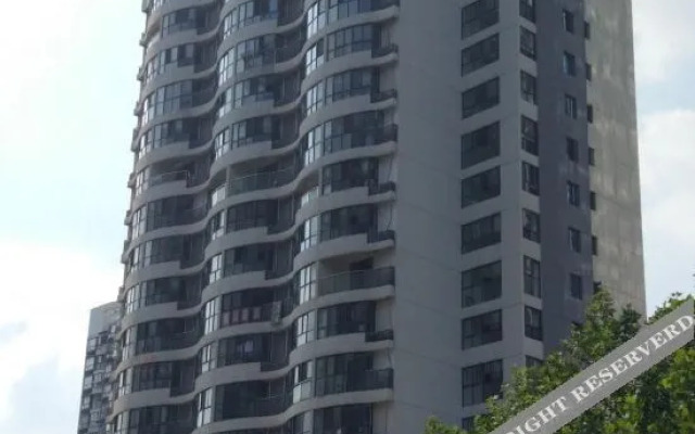 Palm Lake Serviced apartment