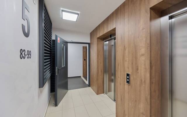 Krakowska Apartment by Renters Prestige