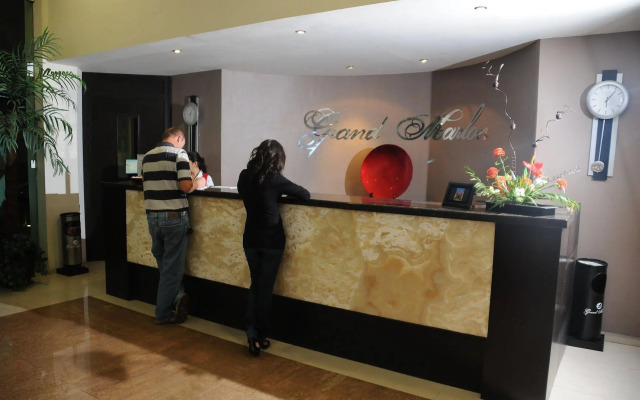 Hotel Grand Marlon