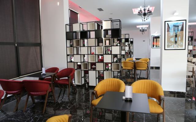 Hotel New York Kamez
