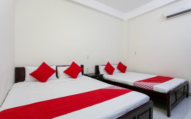 Gina Hotel