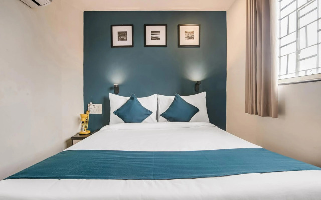 OYO SilverKey 76611 Nirsukh Palace