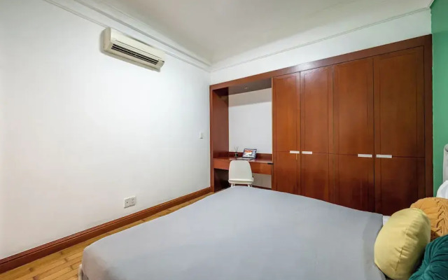 THE MANOR Premier Residence