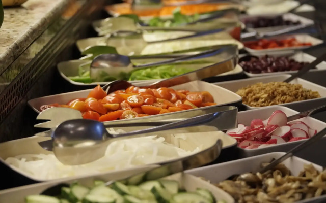 Cactus Royal Resort & Spa