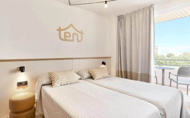 tent Calvia Beach