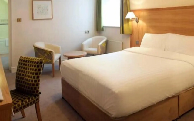 Marsh Farm Hotel