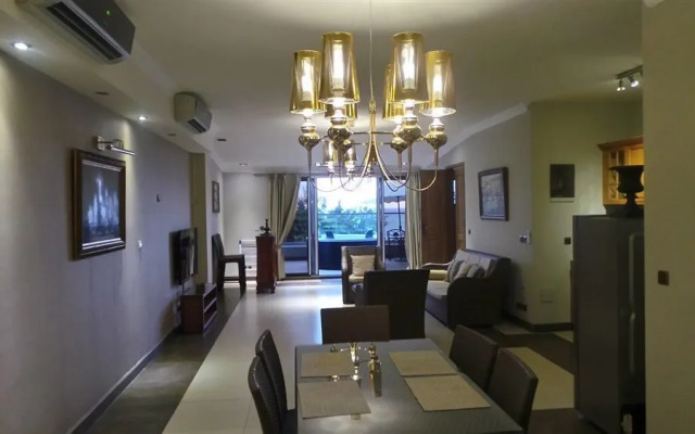 BurNas Beach & Apartments