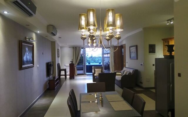 BurNas Beach & Apartments
