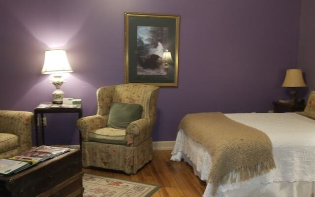 Downtown Guest Quarters Hotel