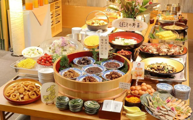 Nagoya Crown Hotel
