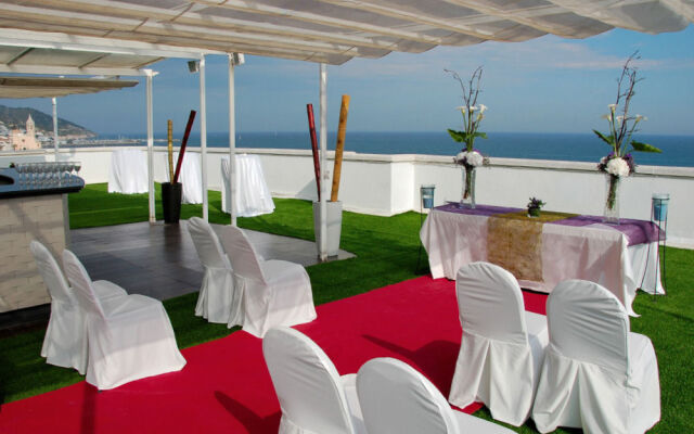 Mediterraneo Sitges Hotel & Apartments