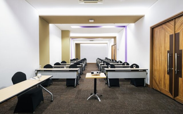 Luminor Hotel Metro Indah-Bandung by WH