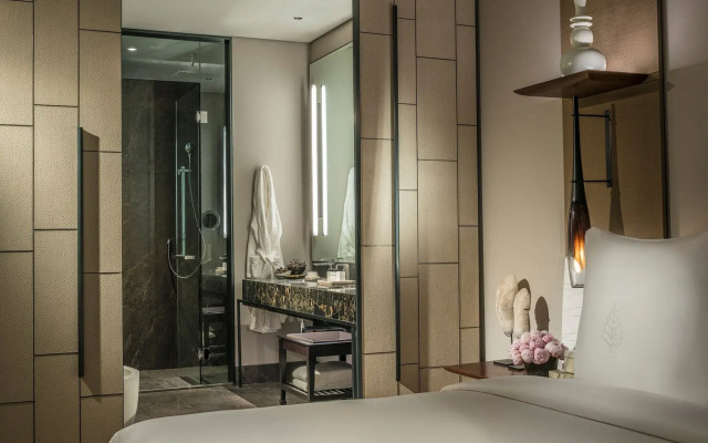 Four Seasons Hotel Bangkok at Chao Phraya River