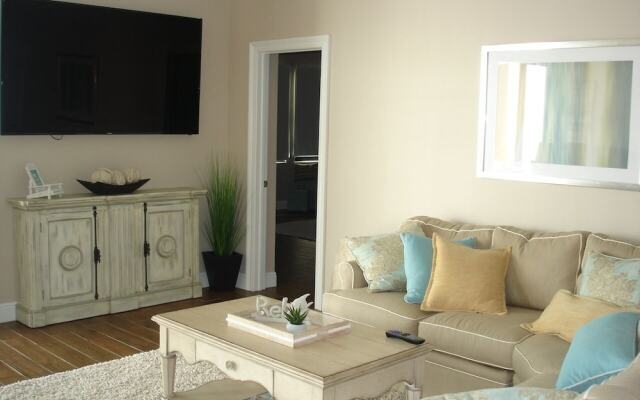 Phoenix 1154 Penthouse