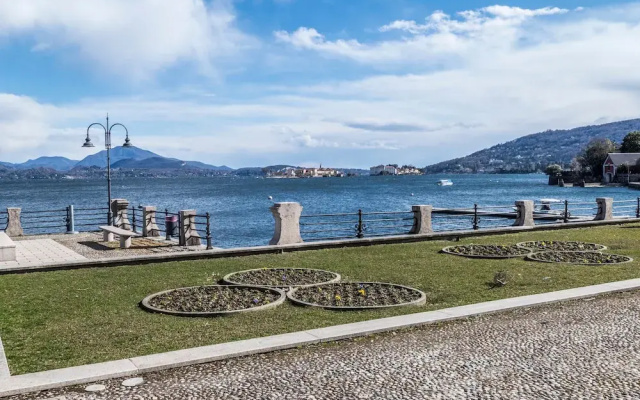 Incanto Del Lago 50 Meters From Lake