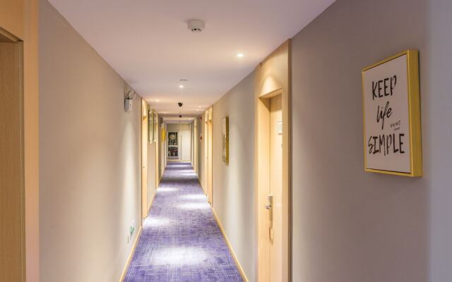 Hangzhou Laid-back Hotel