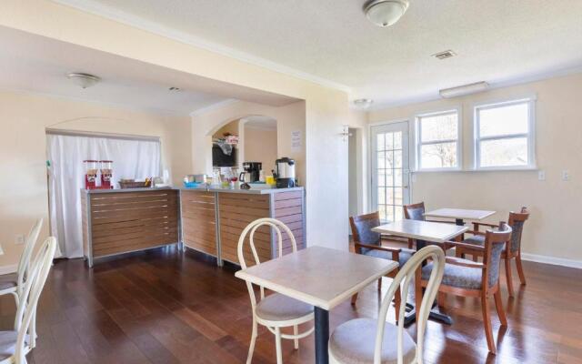 OYO Hotel Cave City KY