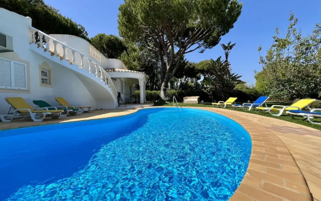 Vilamoura White House Villa by Homing