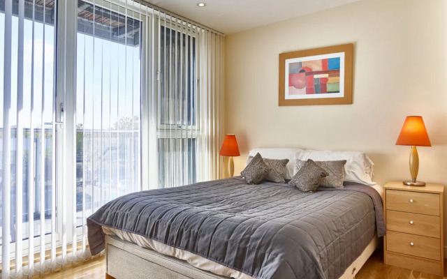 The Hub by ShortstayMK